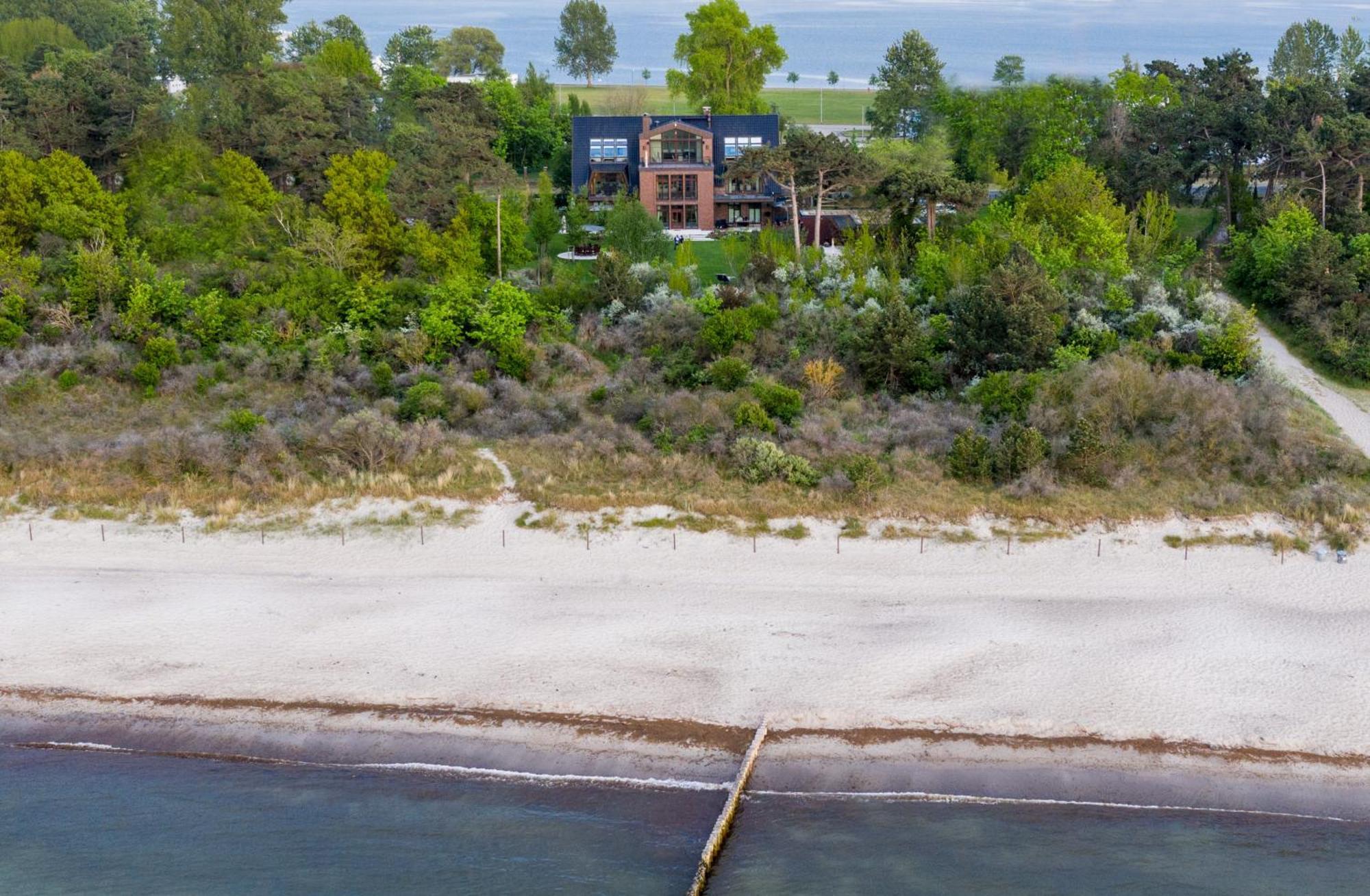 Villa Schmidt - Strandhaus Direkt Am Meer Mit Sauna, Sport Und Duenengarten II Rostock Eksteriør bilde